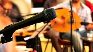 Une compilation des plus gros tubes du moment