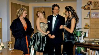 Les filles d'à côté - SAISON 1