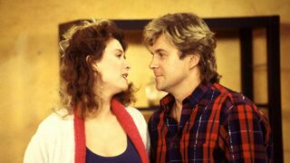 Les nouvelles filles d'à côté - SAISON 1