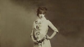 Sarah Bernhardt à corps perdu