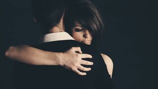 Help! I'm in a Secret Relationship!