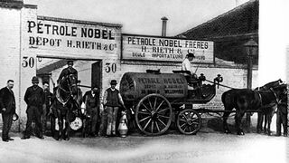 War Factories : fabriquer la guerre